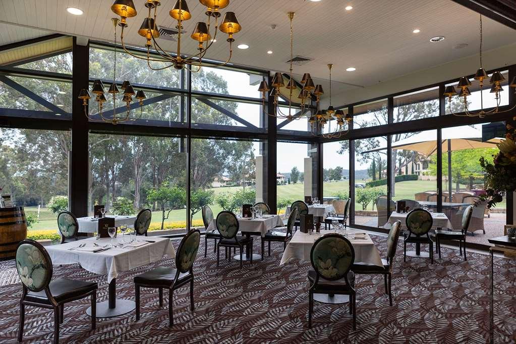 Chateau Elan At The Vintage Pokolbin Facilidades foto The restaurant at the clubhouse