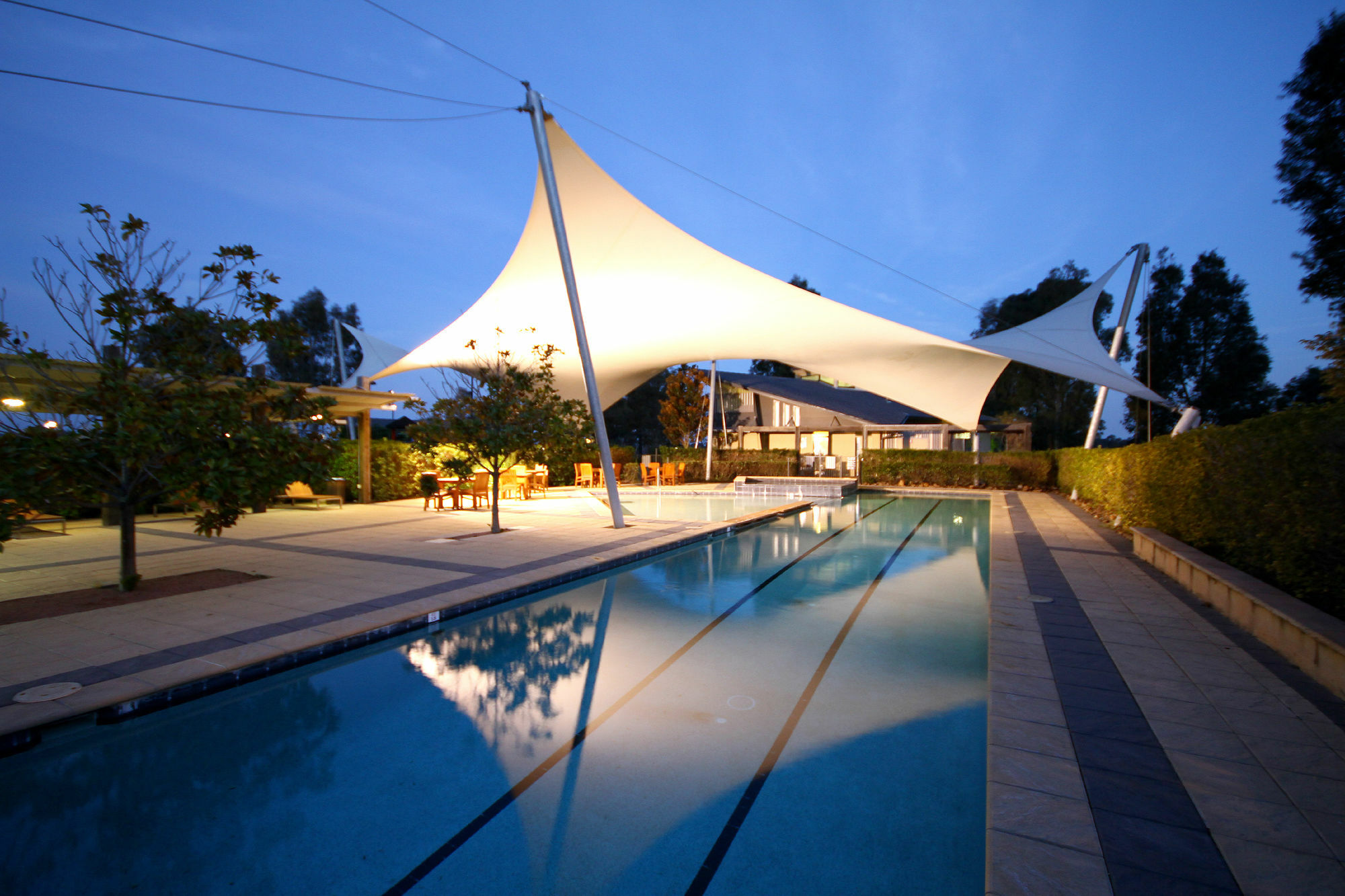 Chateau Elan At The Vintage Pokolbin Exterior foto The pool at the clubhouse